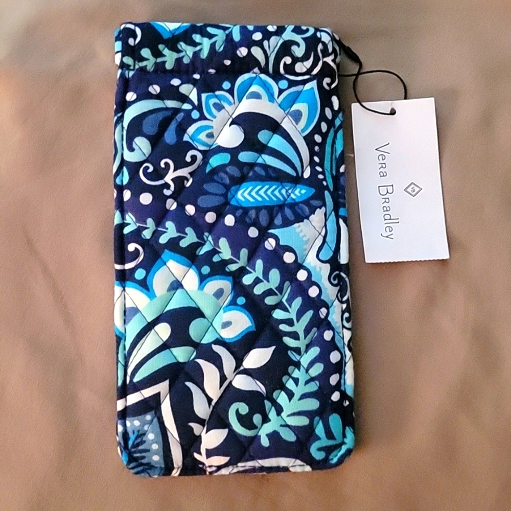 Vera Bradley Sunglass Sleeve with hinge closure Blue Island Medallion pattern